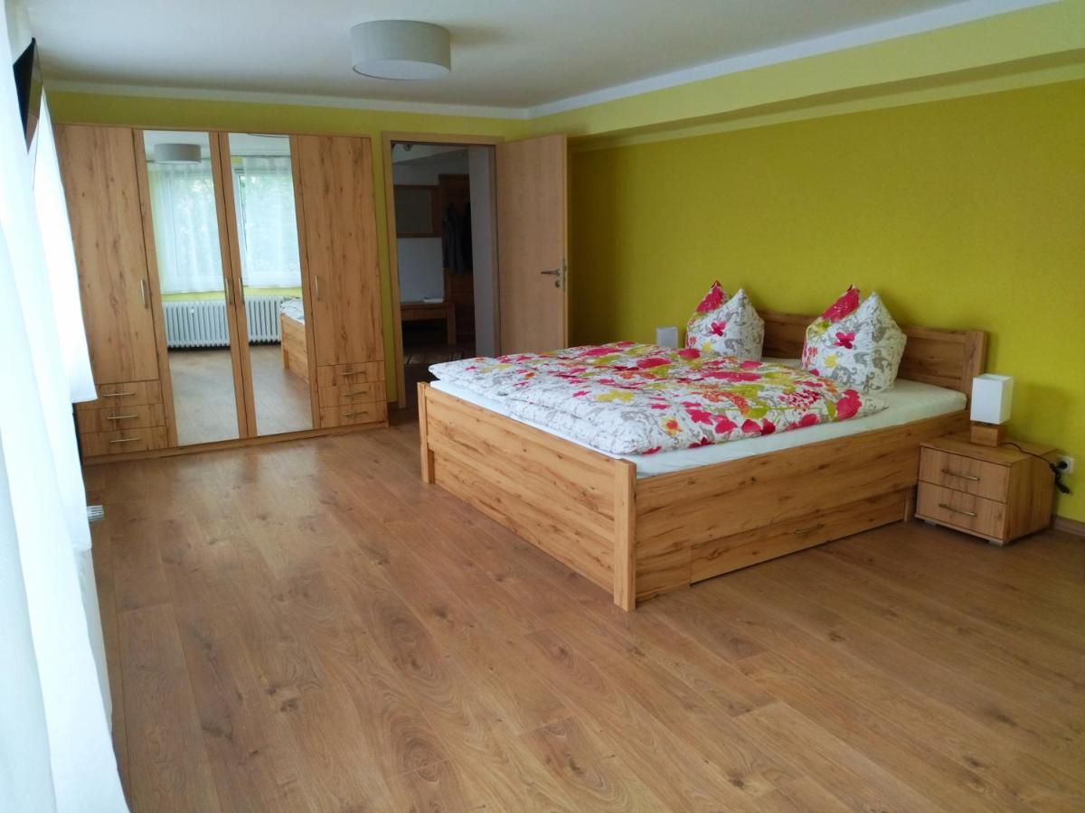 Ferienwohnung Kreuzgasse Бад-Франкенгаузен Екстер'єр фото